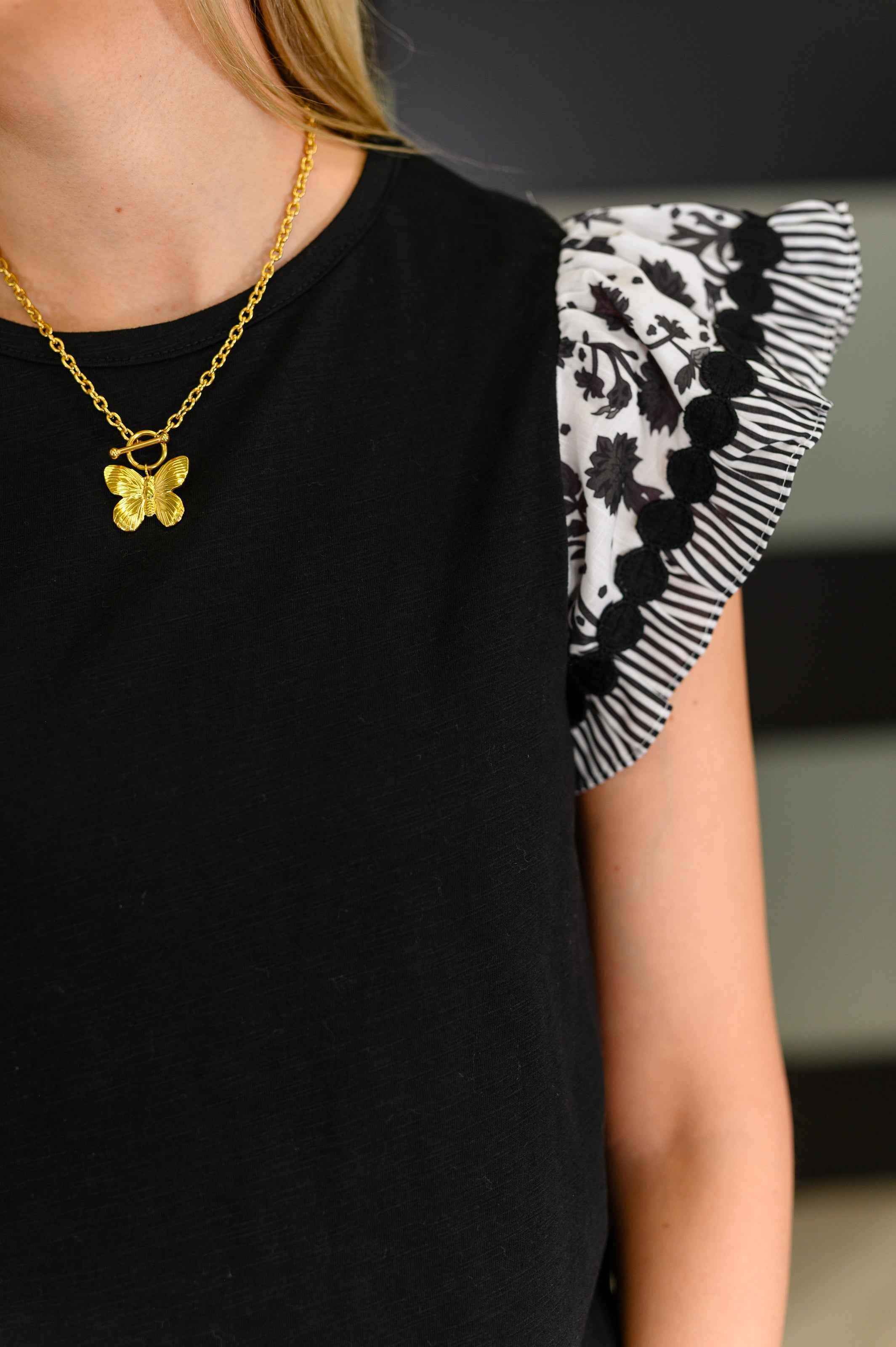 Contrast Flutter Sleeve Top in Black
